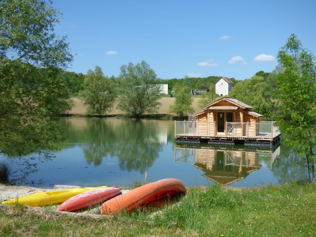 Cabanes Flottantes Du Lac De Pelisse Hotel Douzains Kültér fotó